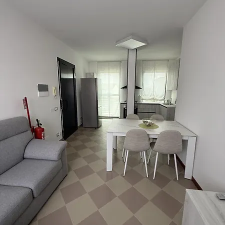 Centro Direzionale Apartment *